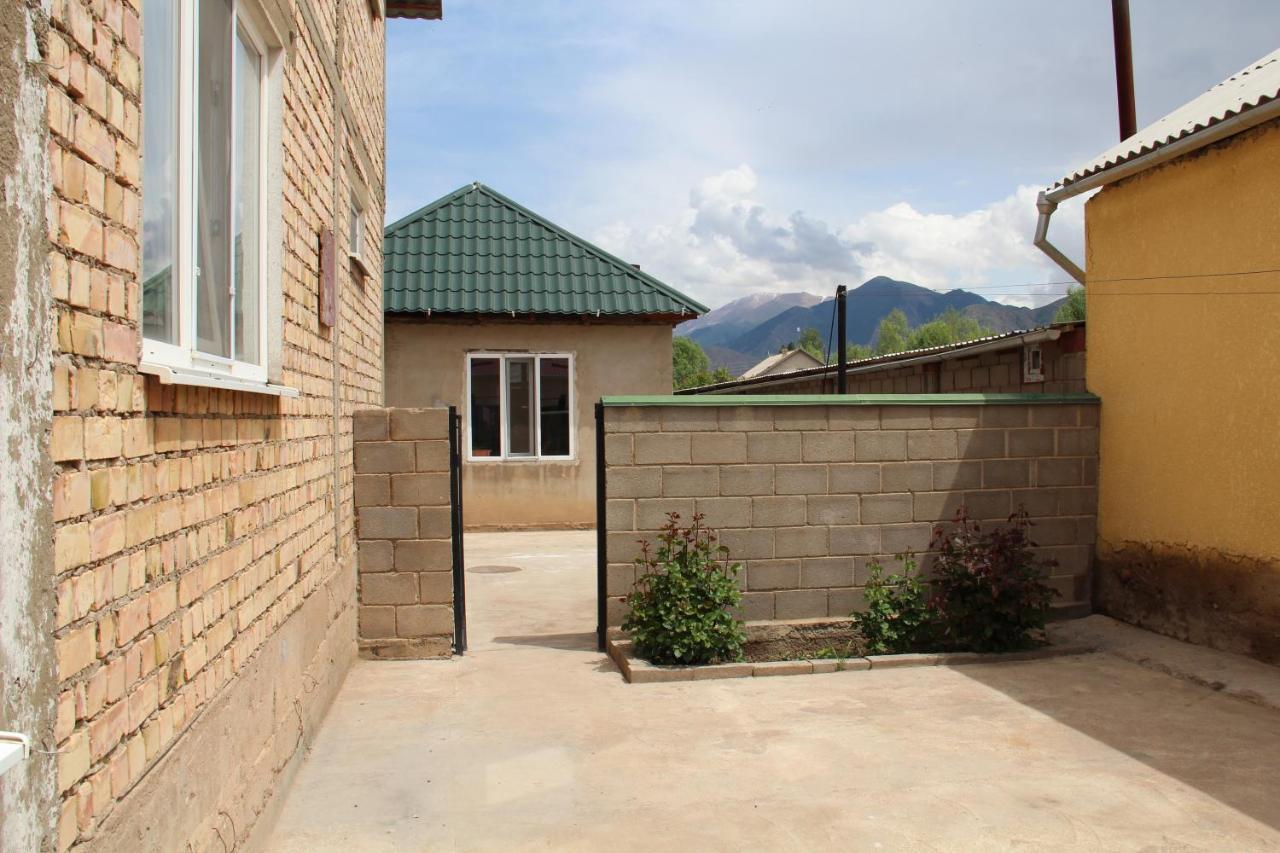 Guest House Semetei Bokonbayevo Exterior foto